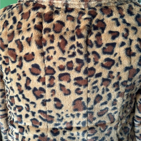 Leopard Jacket - Picture 7 of 8